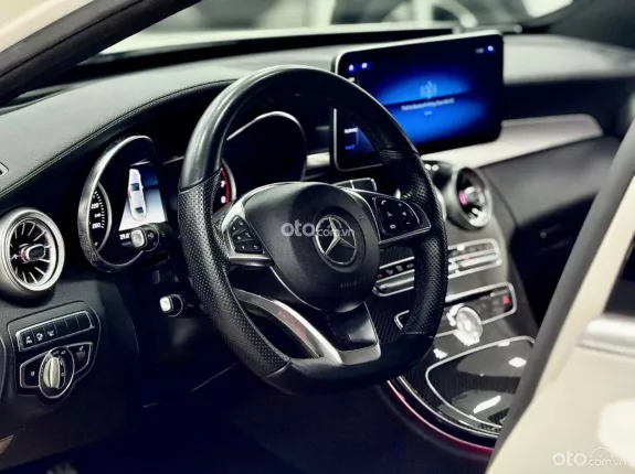 Mercedes-Benz C300 AMG 2017 - MODEL 2018 SIÊU LƯỚT