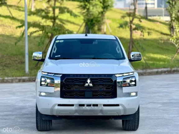 Mitsubishi Triton 4X2 AT MIVEC PREMIUM 2024 - Xe tư nhân 1 chủ mua mới từ đầu, bảo dưỡng chính hãng full