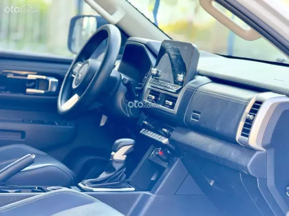 Mitsubishi Triton 4X2 AT MIVEC PREMIUM 2024 - Xe tư nhân 1 chủ mua mới từ đầu, bảo dưỡng chính hãng full