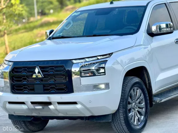 Mitsubishi Triton 4X2 AT MIVEC PREMIUM 2024 - Xe tư nhân 1 chủ mua mới từ đầu, bảo dưỡng chính hãng full