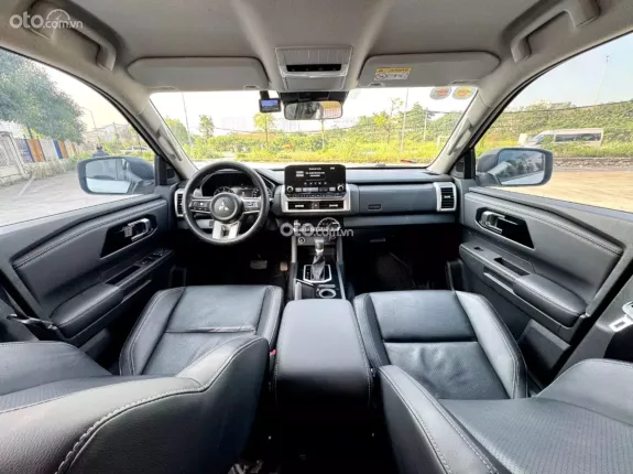 Mitsubishi Triton 4X2 AT MIVEC PREMIUM 2024 - Xe tư nhân 1 chủ mua mới từ đầu, bảo dưỡng chính hãng full