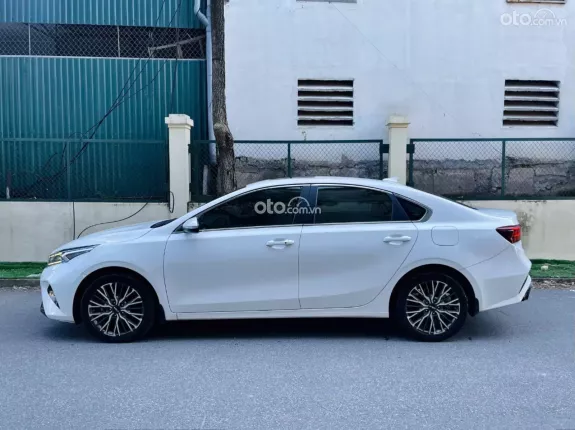 Kia K3 2.0 Premium 2022 - Xe chủ đi giữ, zin keng bao check