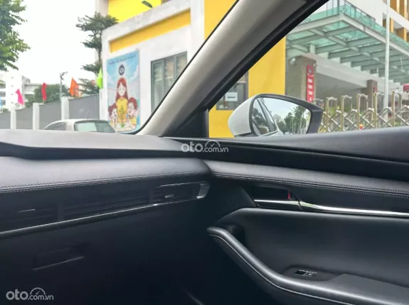 Mazda 3 2024 - Xe sơn zin bao check thoải mái