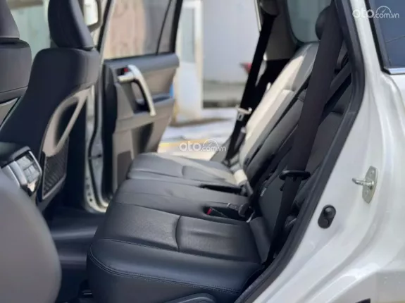 Toyota Land Cruiser Prado GX 2021 - Xe model 2022, chất xe còn đẹp do chủ cũ đi giữ