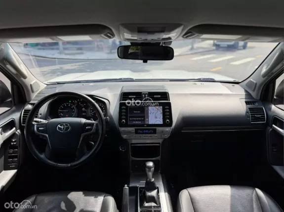 Toyota Land Cruiser Prado GX 2021 - Xe model 2022, chất xe còn đẹp do chủ cũ đi giữ