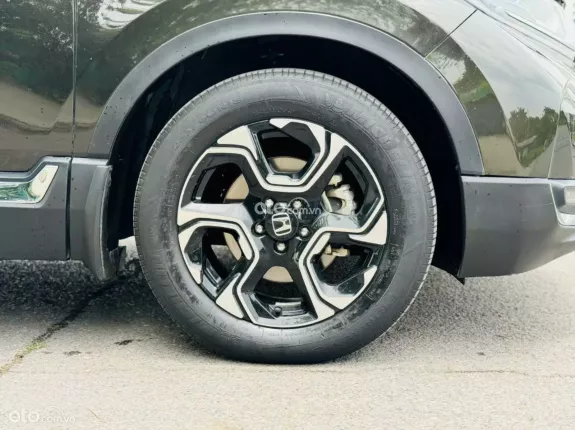 Honda CR-V 1.5 L 2018 - Xe cá nhân 1 chủ mua mới biển Hà Nội