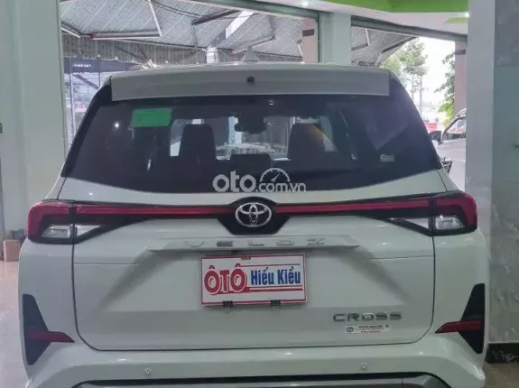 Toyota Veloz 2024 - Xe còn siêu mới đẹp, bán rẻ