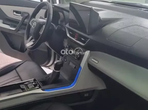 Toyota Veloz 2024 - Xe còn siêu mới đẹp, bán rẻ