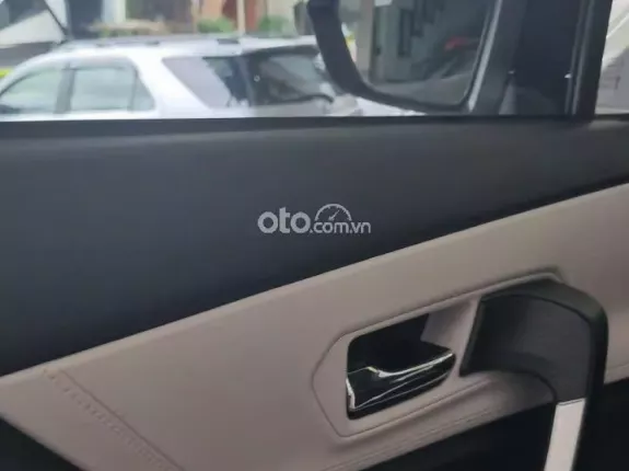 Toyota Veloz 2024 - Xe còn siêu mới đẹp, bán rẻ