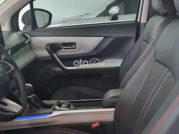 Toyota Veloz 2024 - Xe còn siêu mới đẹp, bán rẻ