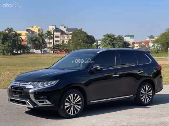 Mitsubishi Outlander 2.0 CVT Premium 2022 - Siêu chất 18.000 km 📲 0982.925.112