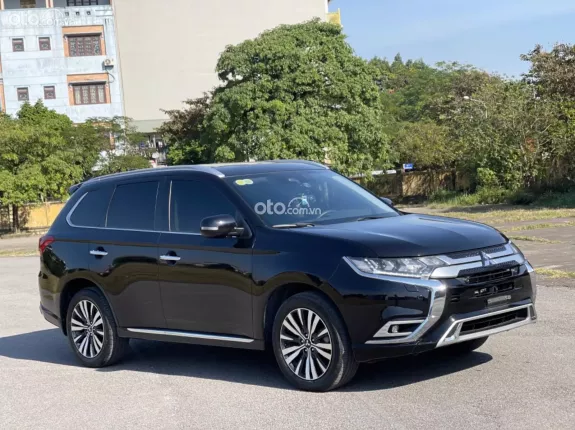 Mitsubishi Outlander 2.0 CVT Premium 2022 - Siêu chất 18.000 km 📲 0982.925.112