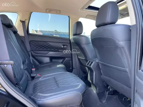 Mitsubishi Outlander 2.0 CVT Premium 2022 - Siêu chất 18.000 km 📲 0982.925.112