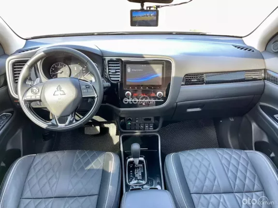 Mitsubishi Outlander 2.0 CVT Premium 2022 - Siêu chất 18.000 km 📲 0982.925.112