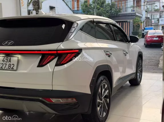 Hyundai Tucson 2.0 Đặc biệt 2022 - Xe đúng 1 chủ chay 18000