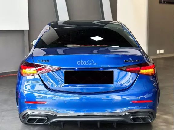 Mercedes-Benz GLC 300 4Matic 2021 - SUV của Mẹc mới đi 2 vạn siêu đẹp