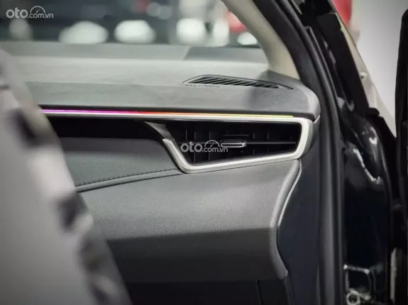 Toyota Corolla Altis 1.8 V 2023 - Nước sơn còn đẹp, bao check thoải mái