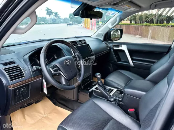 Toyota Land Cruiser Prado VX 2023 - Xe full lịch sử hãng- bao check