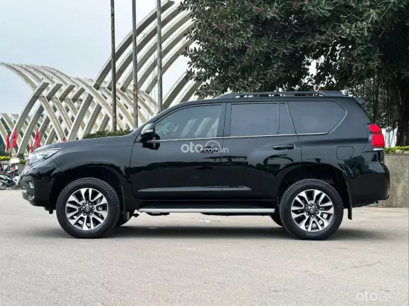 Toyota Land Cruiser Prado VX 2023 - Xe full lịch sử hãng- bao check
