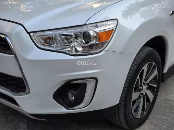 Mitsubishi Outlander 2.0 CVT 2016 - Xe cá nhân chính chủ từ đầu