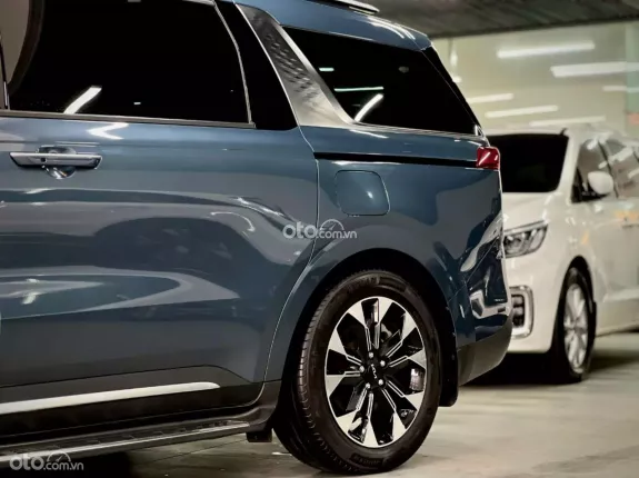 Kia Carnival 2.2D Signature 2022 - Full option