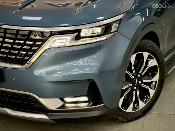 Kia Carnival 2.2D Signature 2022 - Full option