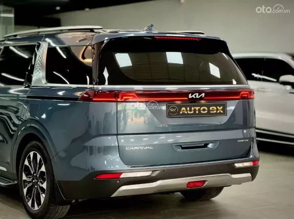 Kia Carnival 2.2D Signature 2022 - Full option