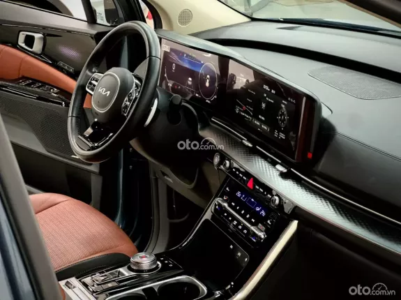 Kia Carnival 2.2D Signature 2022 - Full option