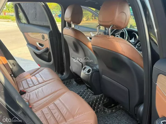 Mercedes-Benz GLC 250 4Matic 2016 - Xe tư nhân chính chủ từ đầu