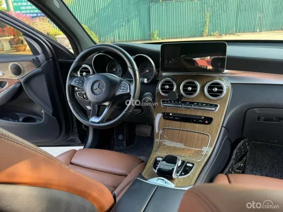 Mercedes-Benz GLC 250 4Matic 2016 - Xe tư nhân chính chủ từ đầu