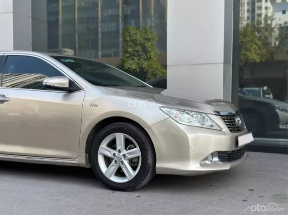 Toyota Camry 2.5Q 2014 - Odo 11v zin cực đẹp