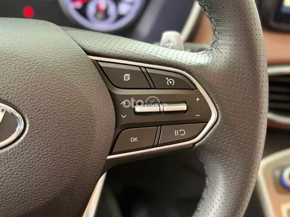Hyundai Santa Fe 2.2L Dầu Tiêu chuẩn 2023 - Xe zin nguyên bản theo hãng