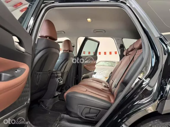 Hyundai Santa Fe 2.2L Dầu Tiêu chuẩn 2023 - Xe zin nguyên bản theo hãng
