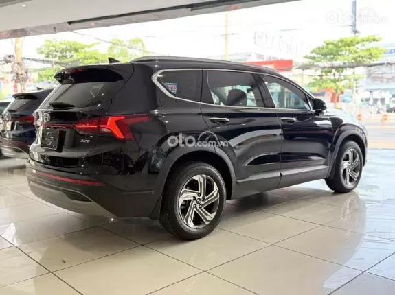 Hyundai Santa Fe 2.2L Dầu Tiêu chuẩn 2023 - Xe zin nguyên bản theo hãng