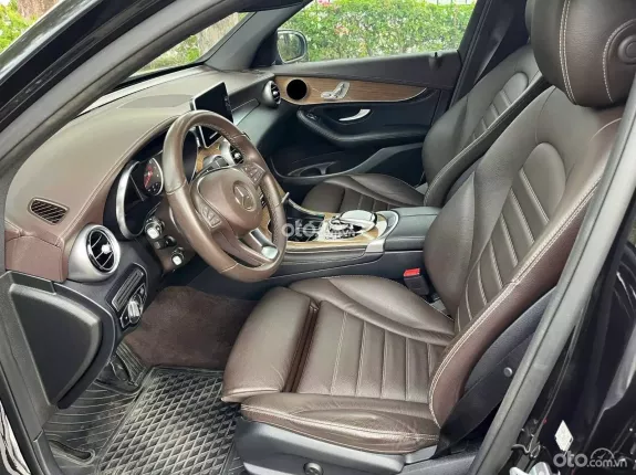 Mercedes-Benz GLC 250 4Matic 2017 - Option mà siêu lành