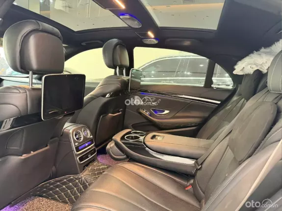 Mercedes-Benz S400 3.0 V6 2014 - Xe đã lên full maybach S560 và full nội thất S450 (vô lăng, màn hình,.. )