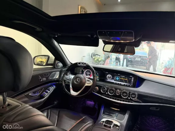 Mercedes-Benz S400 3.0 V6 2014 - Xe đã lên full maybach S560 và full nội thất S450 (vô lăng, màn hình,.. )