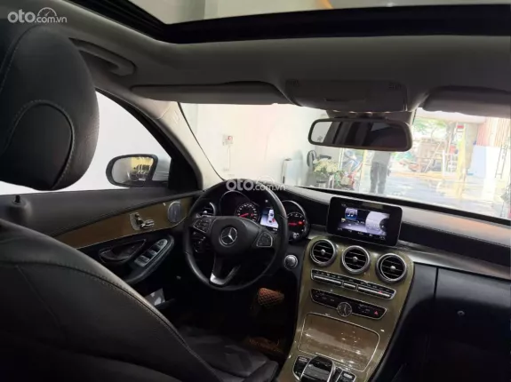 Mercedes-Benz C250 Exclusive 2018 - Xe option chất lượng, xe bảo dưỡng hãng đầy đủ