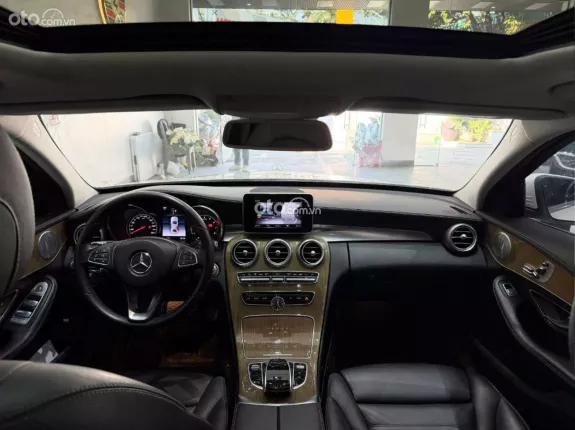 Mercedes-Benz C250 Exclusive 2018 - Xe option chất lượng, xe bảo dưỡng hãng đầy đủ