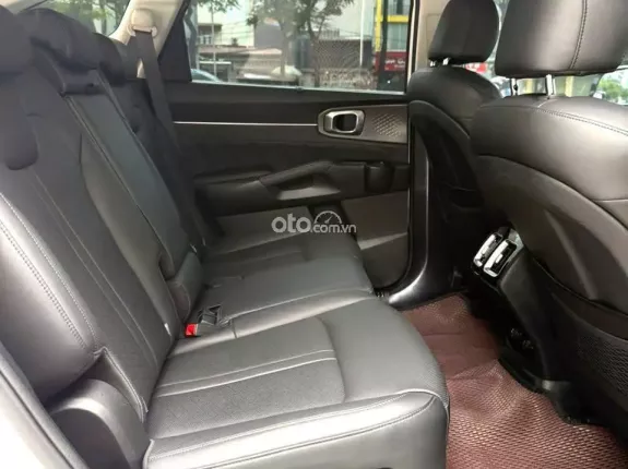 Kia Sorento 2.2D Luxury 2024 - 7 chỗ rộng rãi, Odo zin 4v km