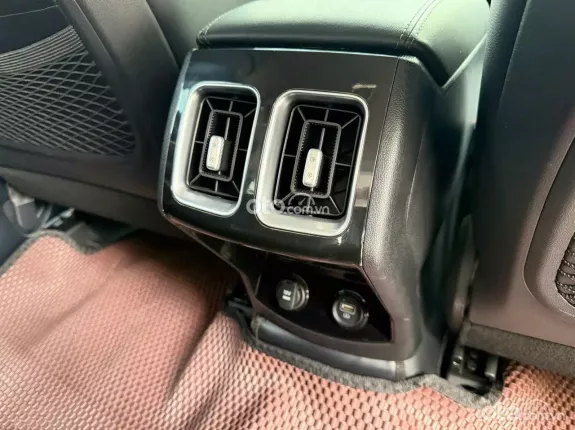 Kia Sorento 2.2D Luxury 2024 - 7 chỗ rộng rãi, Odo zin 4v km