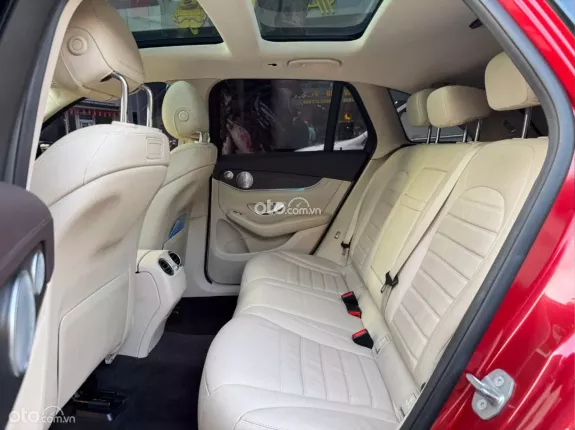 Mercedes-Benz GLC 300 4Matic 2018 - Odo 6,3v miles cực đẹp