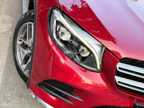 Mercedes-Benz GLC 300 4Matic 2018 - Odo 6,3v miles cực đẹp