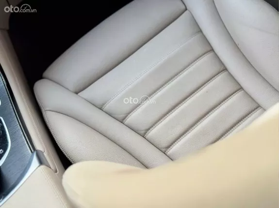 Mercedes-Benz GLC 300 4Matic 2018 - Odo 6,3v miles cực đẹp