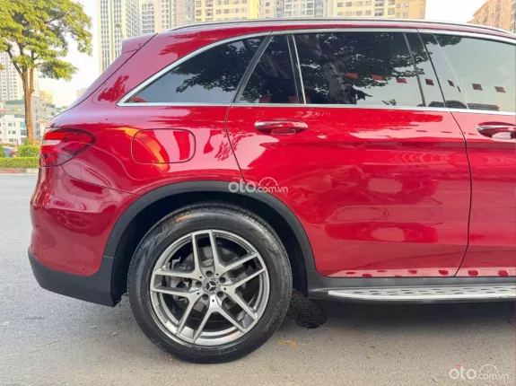 Mercedes-Benz GLC 300 4Matic 2018 - Odo 6,3v miles cực đẹp