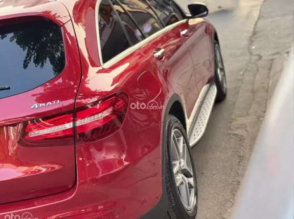 Mercedes-Benz GLC 300 4Matic 2018 - Odo 6,3v miles cực đẹp