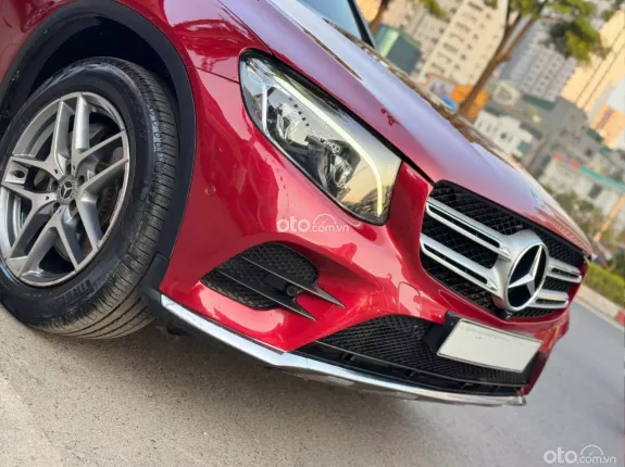 Mercedes-Benz GLC 300 4Matic 2018 - Odo 6,3v miles cực đẹp