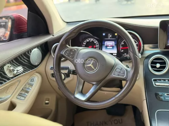 Mercedes-Benz GLC 300 4Matic 2018 - Odo 6,3v miles cực đẹp
