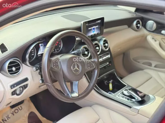 Mercedes-Benz GLC 300 4Matic 2018 - Odo 6,3v miles cực đẹp