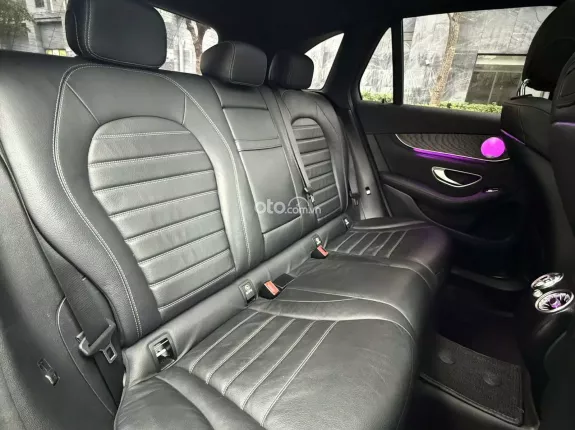 Mercedes-Benz GLC 300 4Matic 2018 - Tư nhân chính chủ, odo 6v miles cực đẹp